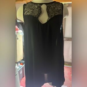 EUC Torrid lace top black plus size tank
